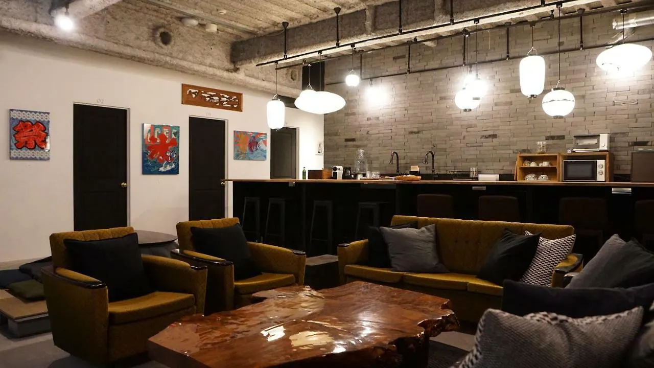 بيت شباب Waves Nakameguro طوكيو