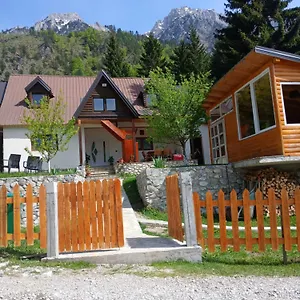  Maison d'hôtes Bujtina Albjoni Albanie